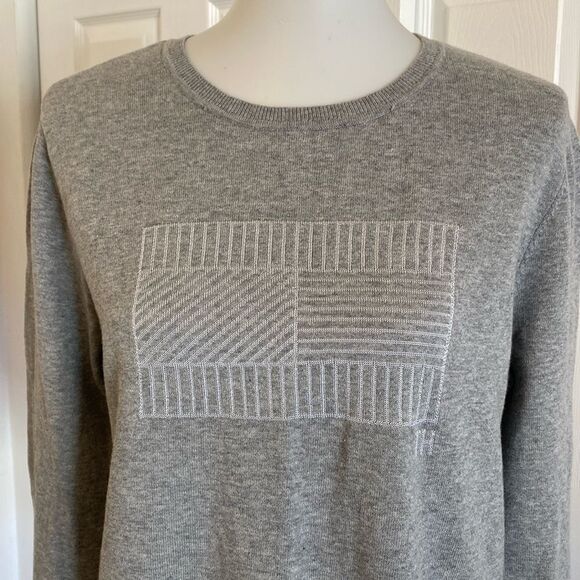 NWT Tommy Hilfiger Crew Neck TH Monogram Sweater - Picture 3 of 6